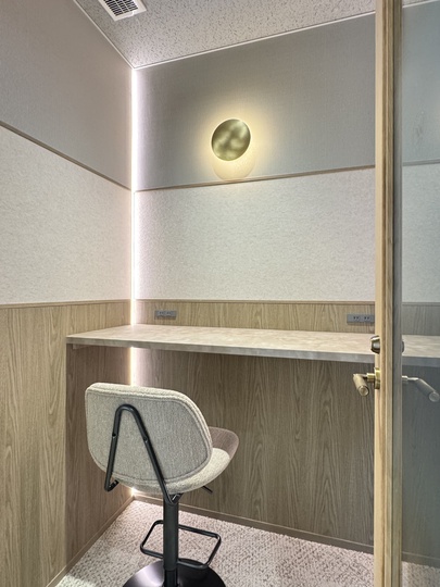 【敷金0・原状回復不要】新宿四谷エリア・複数路線利用可のハイエンド大型セットアップオフィスの写真4