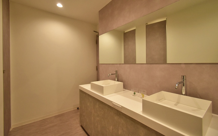 【敷金最大0】JR水道橋駅徒歩7分！5路線利用可、上質な内装・空間が魅力の大型セットアップオフィスの写真7