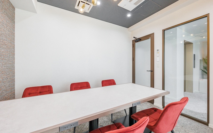 小伝馬町駅徒歩2分！コンパクトながら多様なワークスペースを備えたセットアップオフィスの写真7