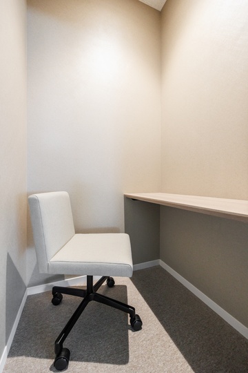 JR水道橋駅徒歩1分！会議室・テレカンブース各2室完備、屋上テラス付きのセットアップオフィスの写真9