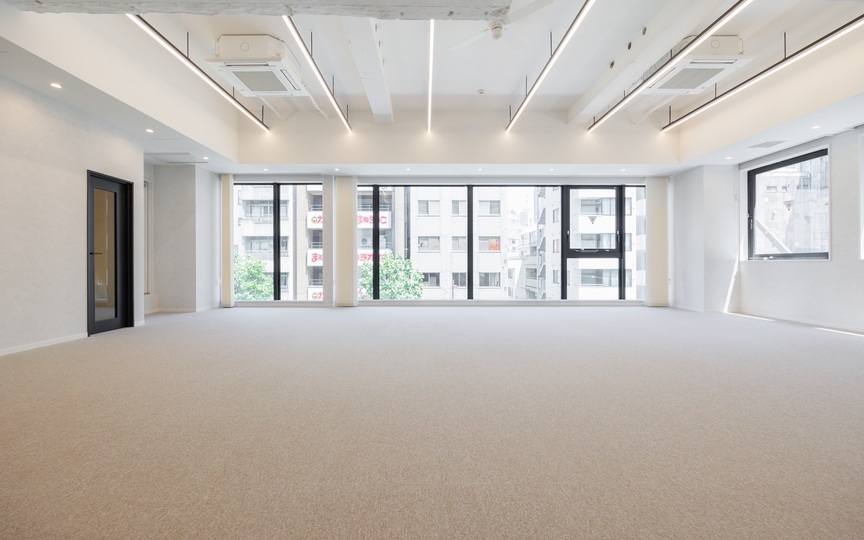 JR水道橋駅徒歩1分｜快適な執務環境が整った、会議室・テレカンブース各2室完備のセットアップオフィスの写真8