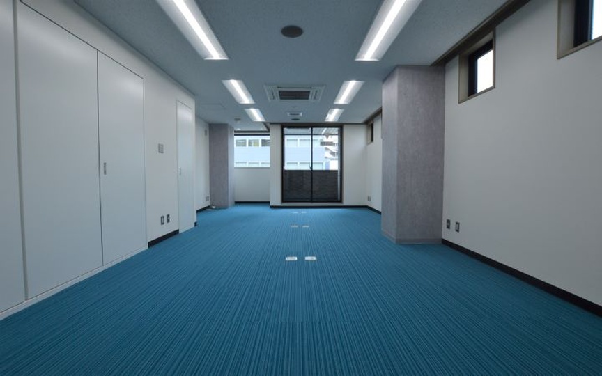 小伝馬町駅徒歩1分！4名用ミーティングスペースを備えた、小規模チーム向けセットアップオフィスの写真3