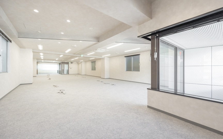 人形町駅徒歩3分！ガラスパーティションの会議室2室を備えた、開放的な雰囲気のセットアップオフィスの写真5