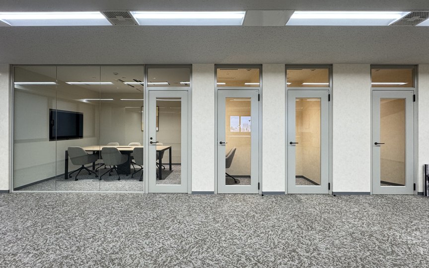 【即日入居可】本郷三丁目駅徒歩2分！6名・8名・12名掛けの会議室3室を備えたセットアップオフィスの写真5