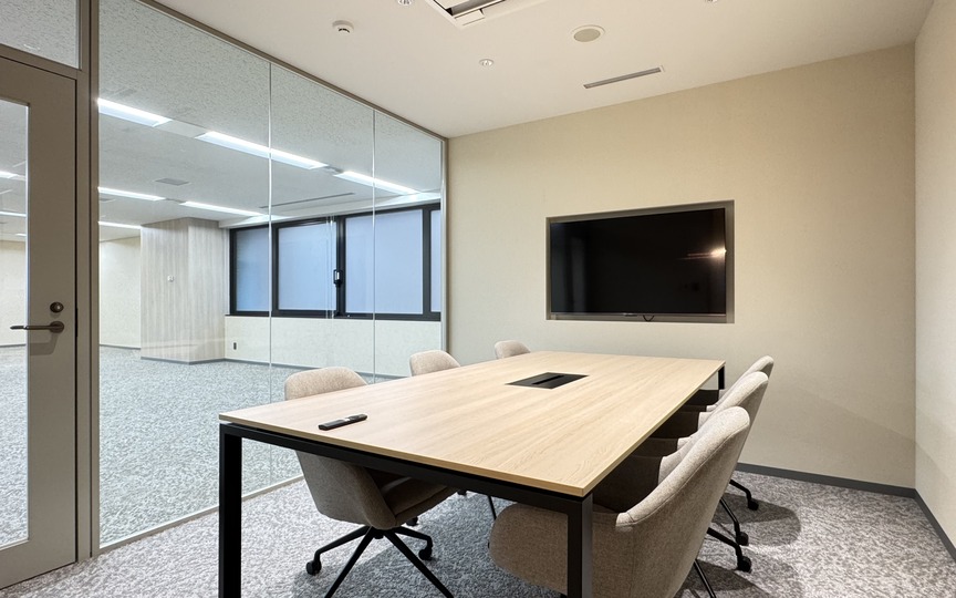 【即日入居可】本郷三丁目駅徒歩2分！6名・8名・12名掛けの会議室3室を備えたセットアップオフィスの写真8