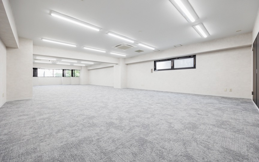 【即日入居可】JR浅草橋駅徒歩2分！会議室2室を備えた、モダンな内装のセットアップオフィスの写真8